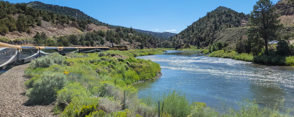 Rocky mountaineer colorado train